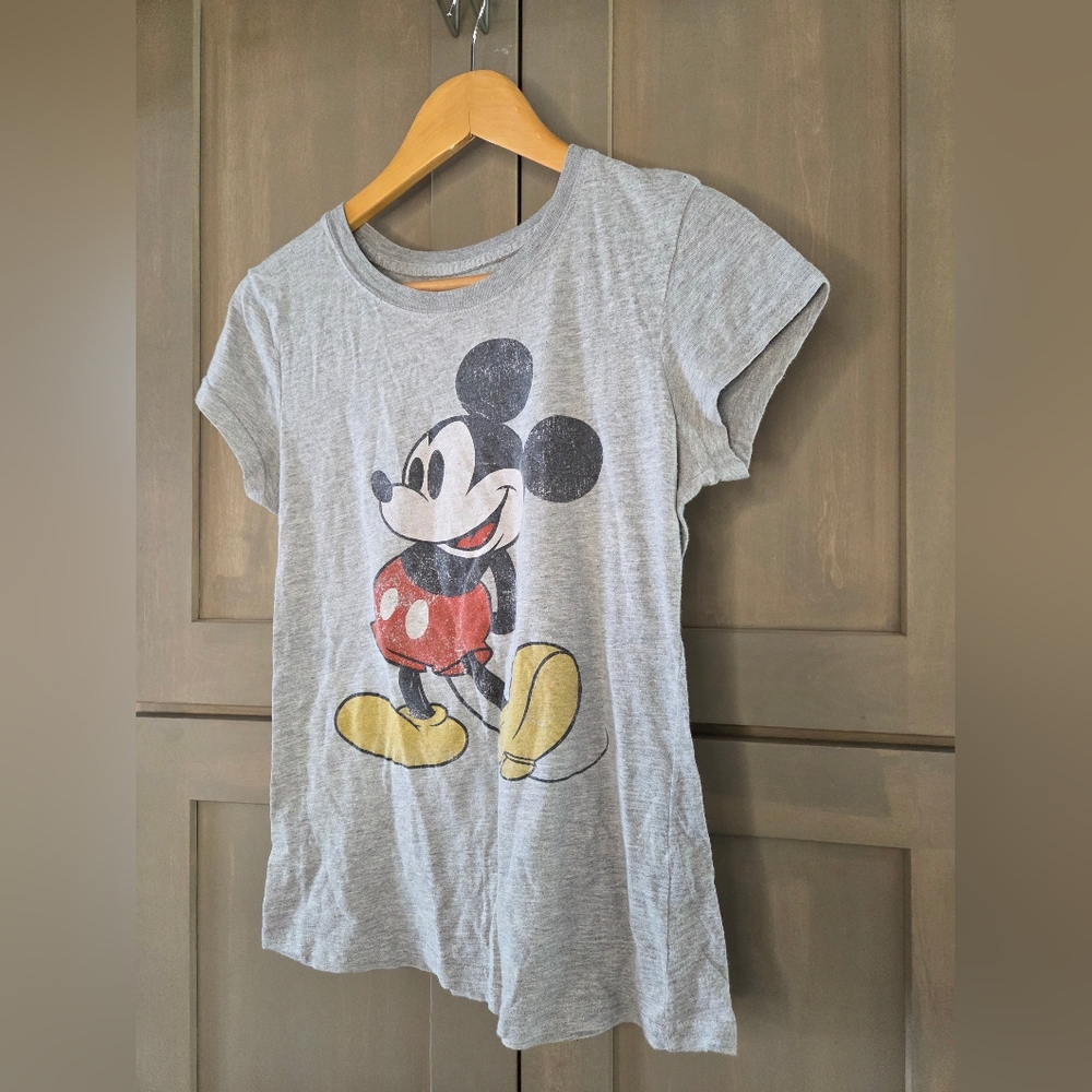 Disney Gray T-Shirt with Mickey Mouse